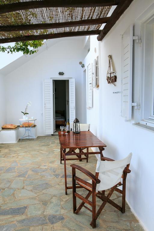 Paros Rita Studios Piso Livadi Exterior foto