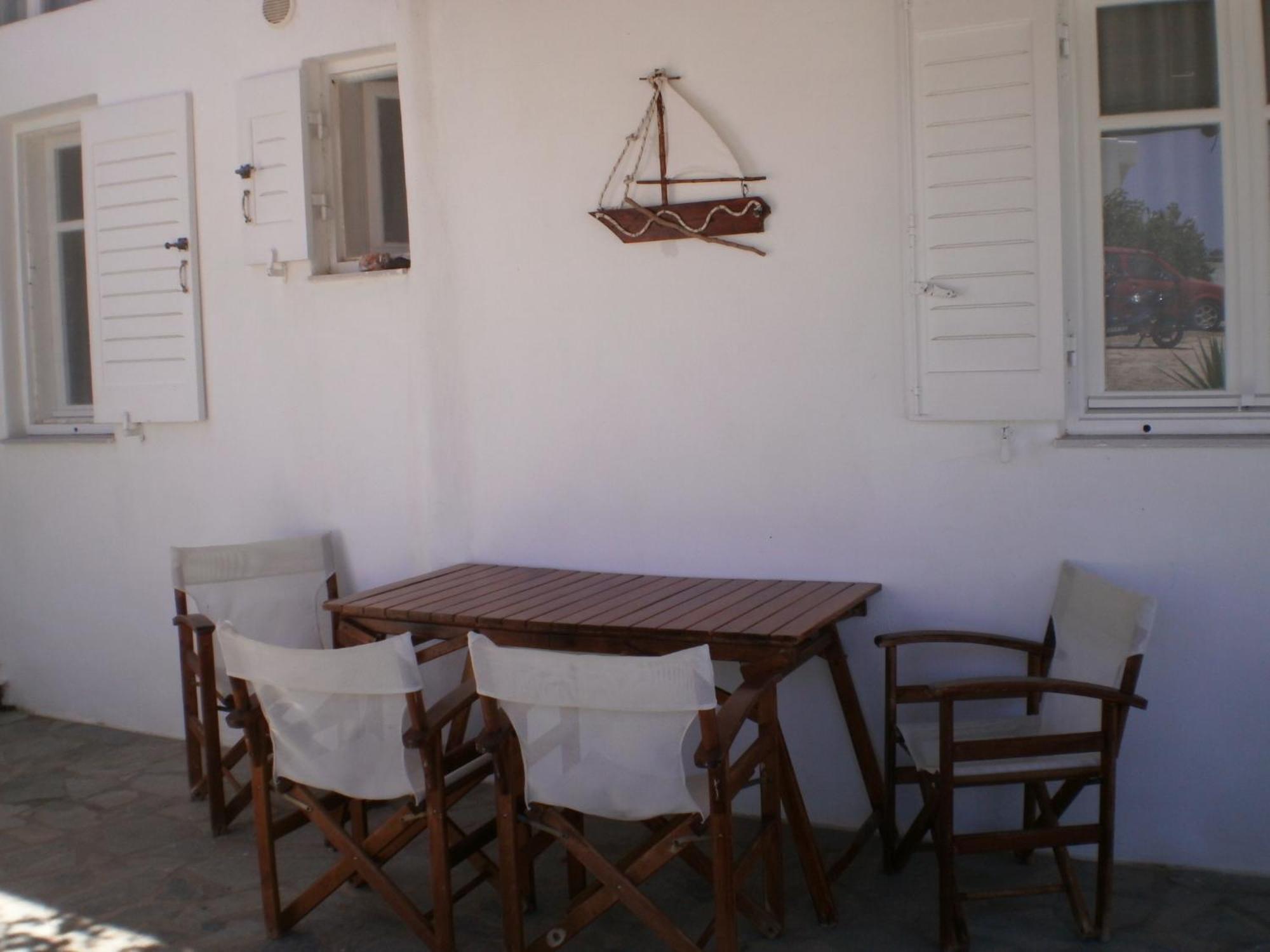 Paros Rita Studios Piso Livadi Quarto foto