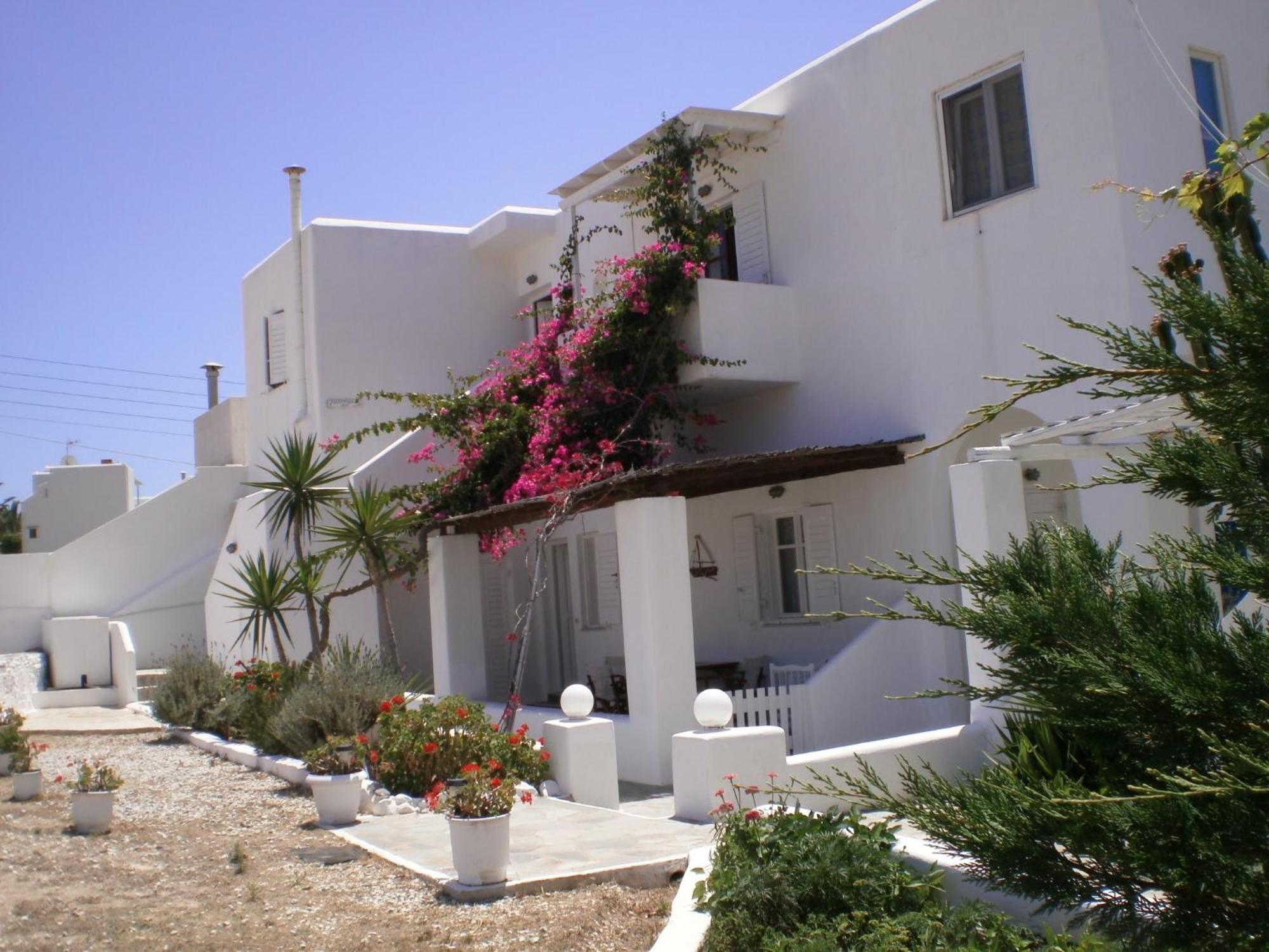 Paros Rita Studios Piso Livadi Quarto foto
